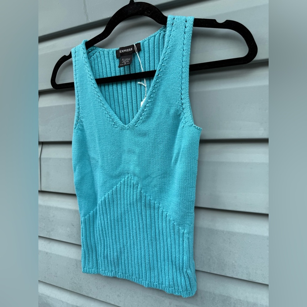 Express Turquoise Knit V-Neck Top - Picture 4 of 7